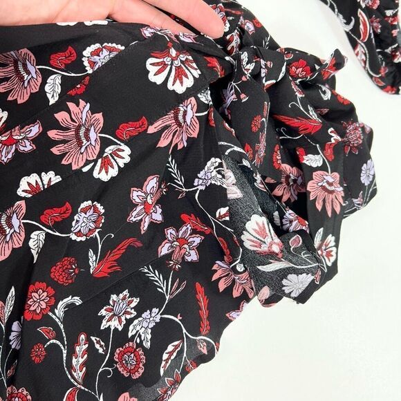 Banana Republic Top Peplum Wrap Womens Medium Bishop Sleeves dainty feminine nwt - Picture 2 of 11